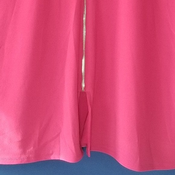 Bar III Zip Back Halter Top - Picture 5 of 9